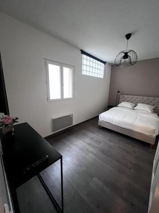 Stea Guesthouse Proche Paris فيلنوف لو روا المظهر الخارجي الصورة